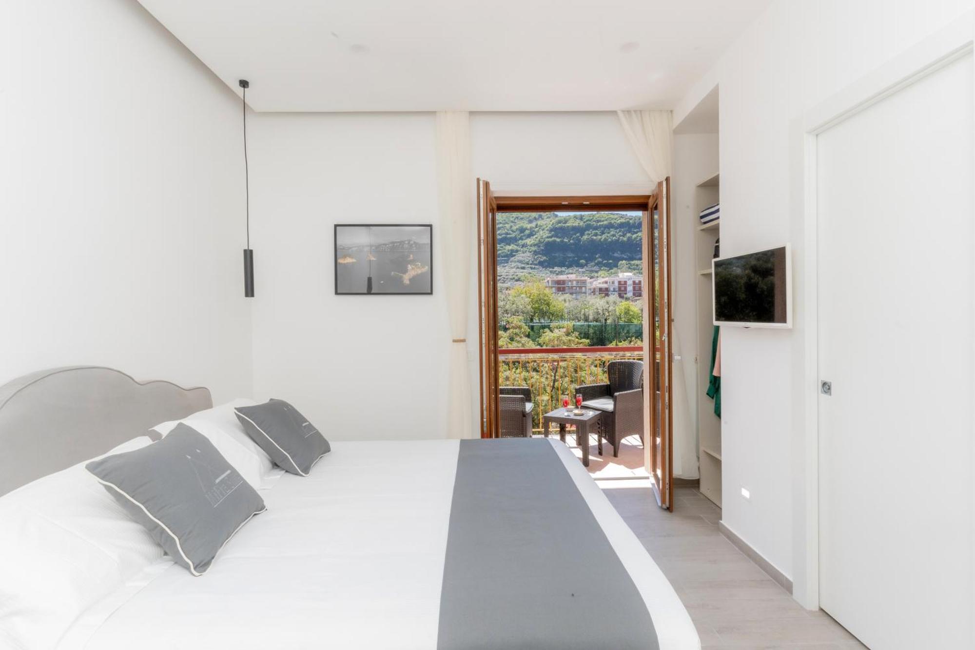 Mifra Suites Sorrento Esterno foto